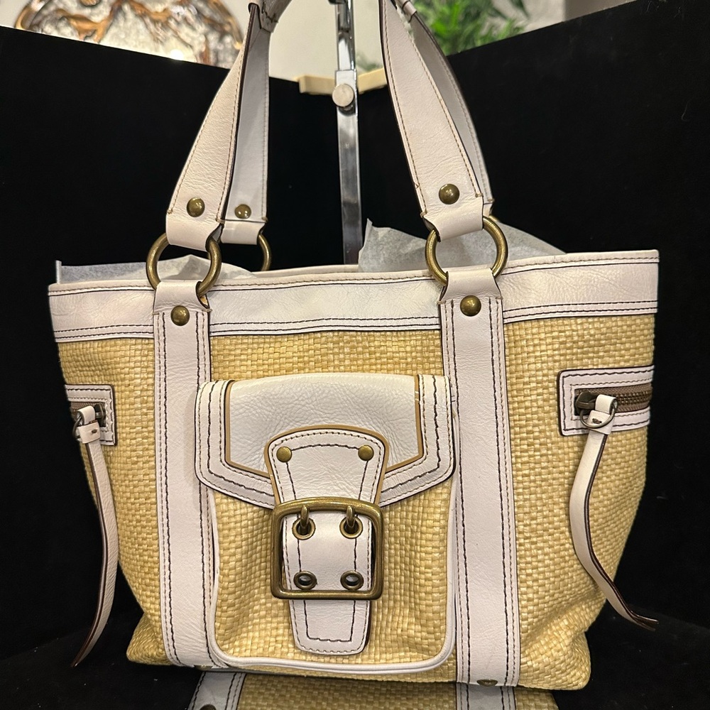 Coach 2005 Legacy Beige Straw Tote with White Leather Trim Beautiful vintage bag